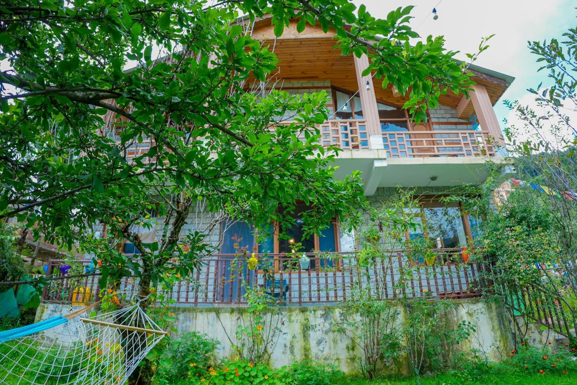 The Manu Emerald # Farmhouse # Top Selling Cottage In Manali # Peaceful Heritage Cozy Stay # Lawn With Bonfire # Most Awarded Exterior foto