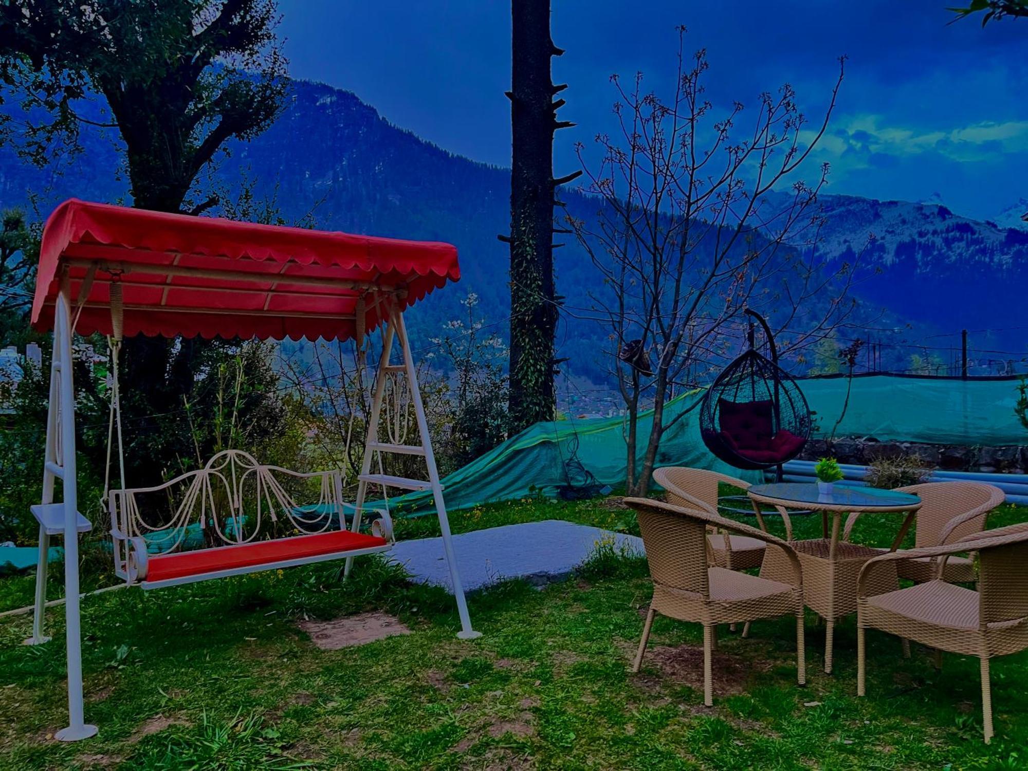 The Manu Emerald # Farmhouse # Top Selling Cottage In Manali # Peaceful Heritage Cozy Stay # Lawn With Bonfire # Most Awarded Exterior foto