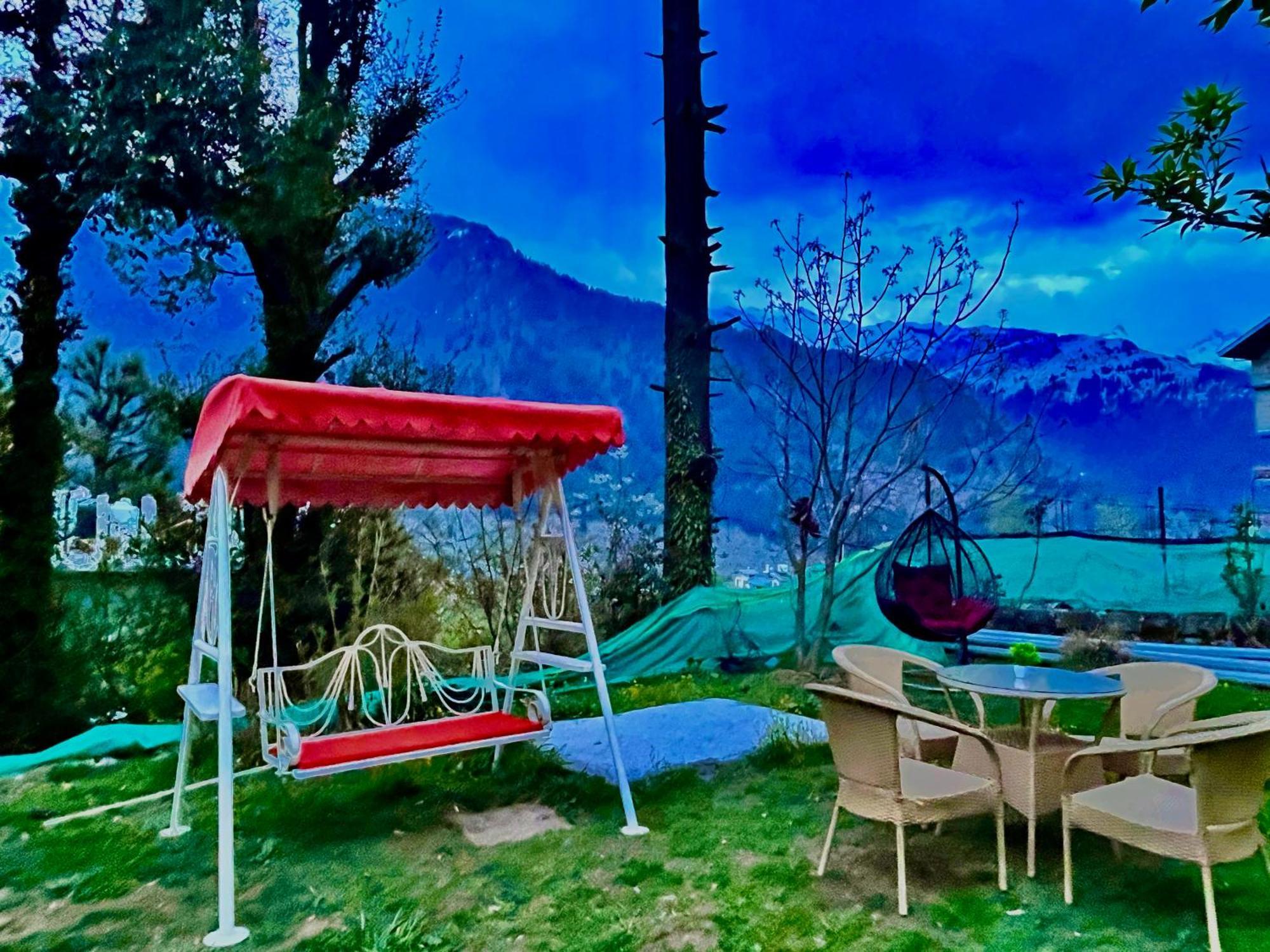 The Manu Emerald # Farmhouse # Top Selling Cottage In Manali # Peaceful Heritage Cozy Stay # Lawn With Bonfire # Most Awarded Exterior foto